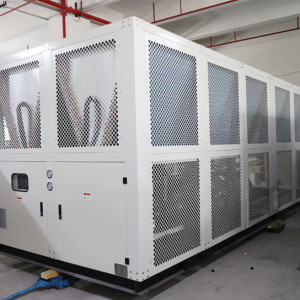 ชิลเลอร์ ทำความเย็นน้ำ ระบายความร้อนด้วยอากาศ 191 ตัน 2,292,959 BTU