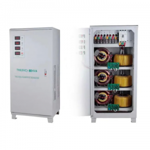 เครื่องควบคุมแรงดันไฟฟ้าแบบชดเชย 20KW 30KVA ตัวปรับแรงดันไฟฟ้าแบบสามเฟสสำหรับจ่ายไฟ