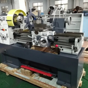 เครื่องกลึงโลหะแบบแมนนวล (Manual Metal Lathe Machine)