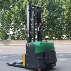รถยกไฟฟ้าแบบซ้อนพาเลท (Electric Pallet Stacker)