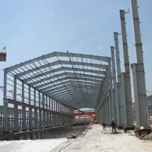 อาคารโครงสร้างเหล็กสำเร็จรูปสำหรับคลังสินค้าและโรงงาน (Steel Structure Warehouse)ราคา 900บาท/ตร.ม.
